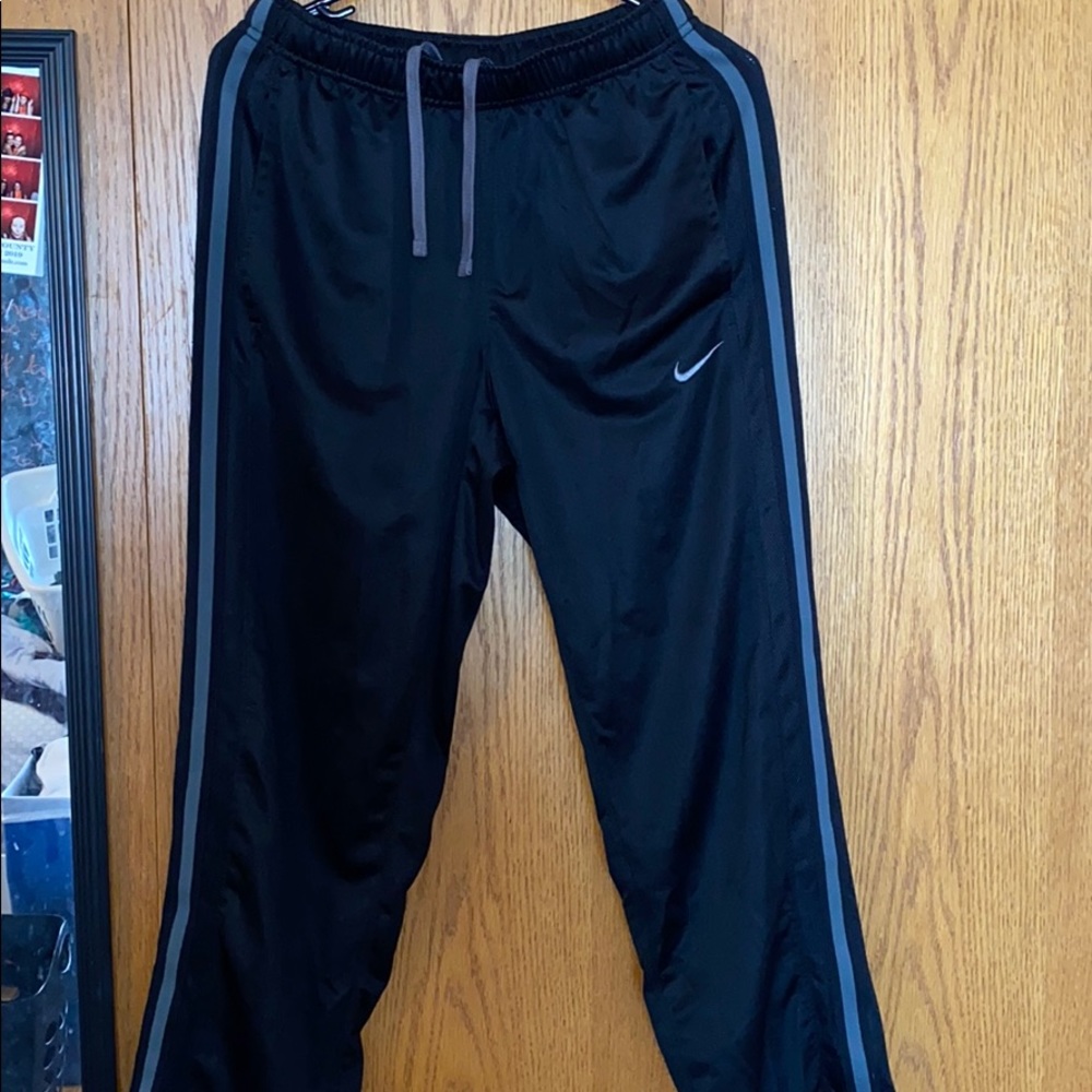 Nike sweats pants
